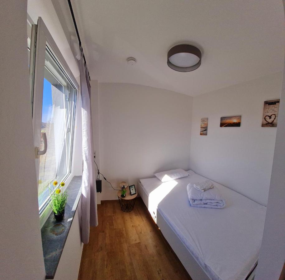 Moderne Wohlfuehlferienwohnung In Hildburghausen Exteriér fotografie